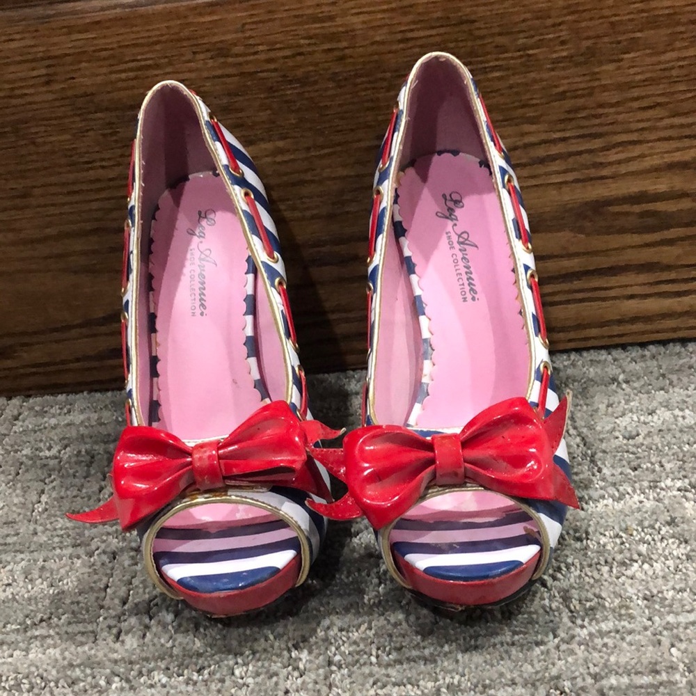 Leg avenue patriotic high heels
